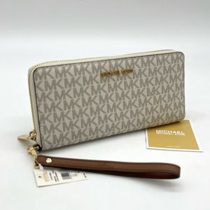 Michael Kors Large Continental Wallet Wristlet